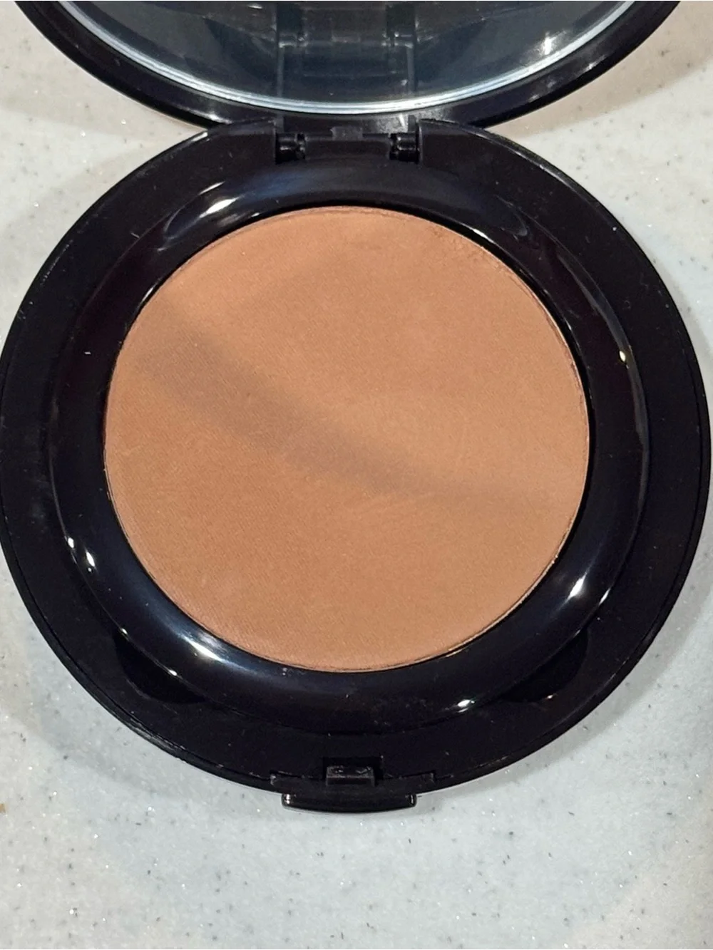 laura mercier laura mercier